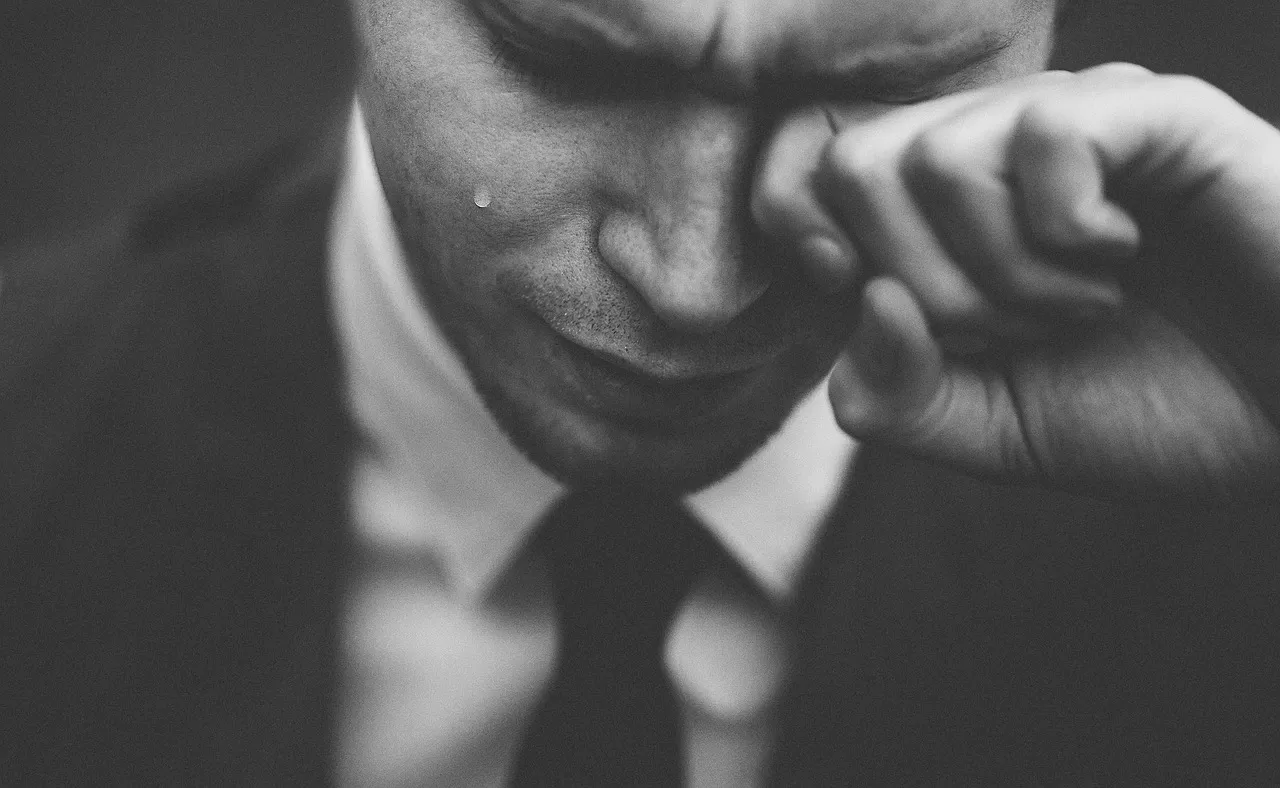 Оправдывать ли мужские слёзы